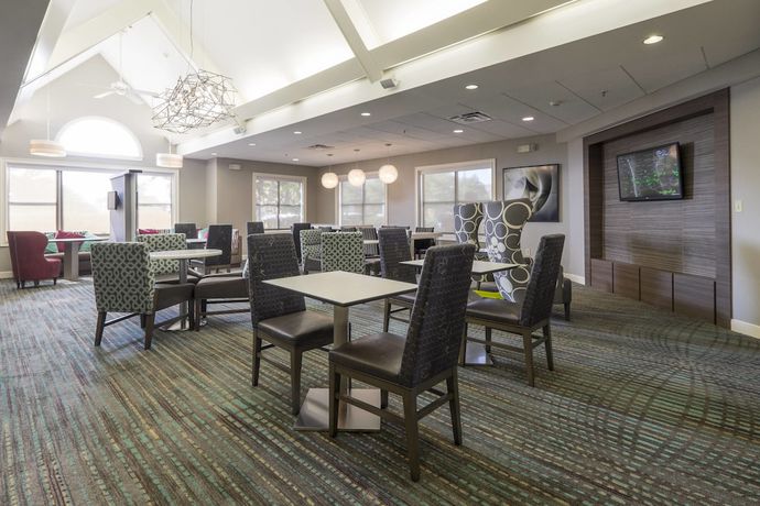 Imagen de los interiores del Hotel Residence Inn Columbus Worthington. Foto 7