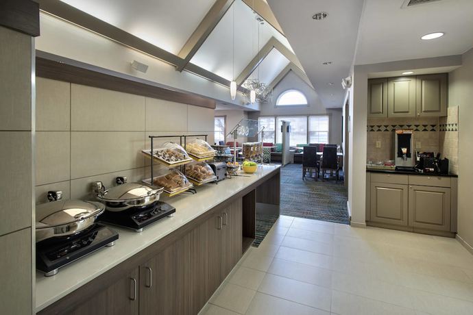 Imagen del bar/restaurante del Hotel Residence Inn Cranbury South Brunswick. Foto 5