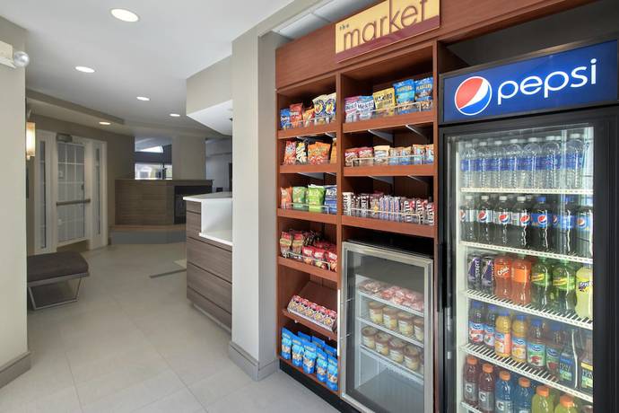 Imagen del bar/restaurante del Hotel Residence Inn Cranbury South Brunswick. Foto 10