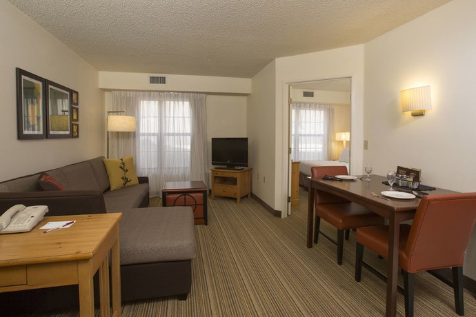 Imagen de la habitación del Hotel Residence Inn Durango. Foto 10