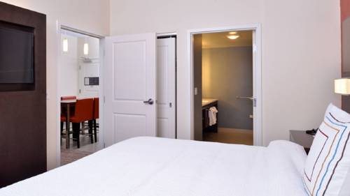 Imagen de la habitación del Hotel Residence Inn East Lansing. Foto 2