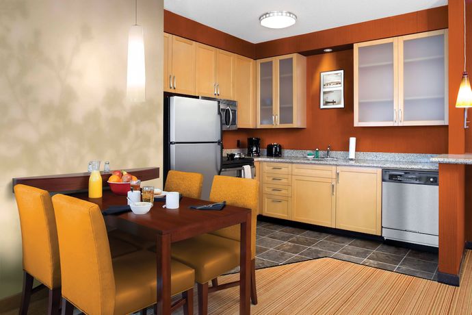 Imagen de la habitación del Hotel Residence Inn Fort Lauderdale Pompano Beach Central. Foto 4