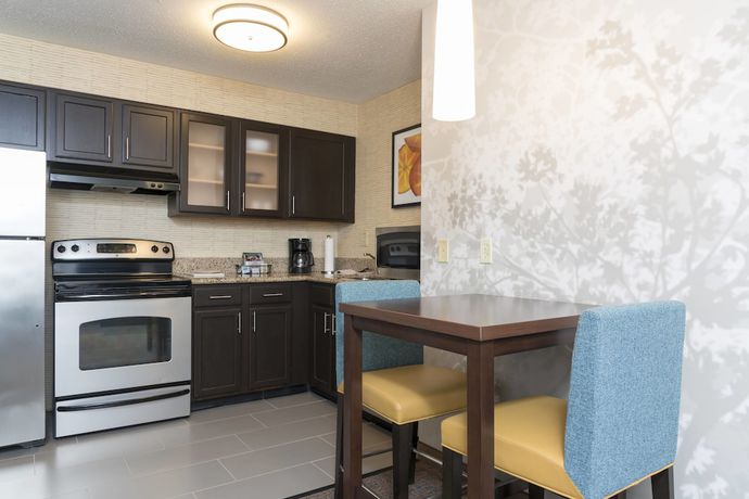 Imagen de la habitación del Hotel Residence Inn Grand Rapids West. Foto 4