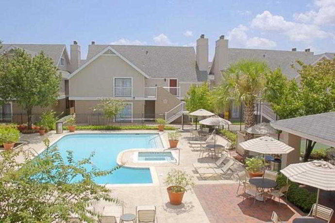 Imagen de la piscina del Hotel Residence Inn Houston Medical Center/NRG Park. Foto 18