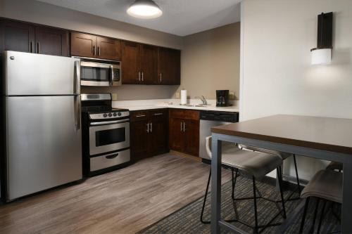Imagen general del Hotel Residence Inn Houston Westchase on Westheimer. Foto 7