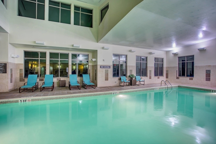 Imagen de la piscina del Hotel Residence Inn Jackson. Foto 19