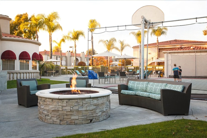 Imagen de los exteriores del Hotel Residence Inn La Mirada Buena Park. Foto 13