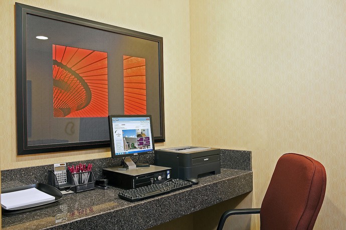 Imagen de los interiores del Hotel Residence Inn Lansing West. Foto 15