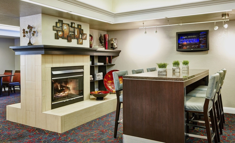 Imagen del bar/restaurante del Hotel Residence Inn Las Vegas Convention Center By Marriott. Foto 4