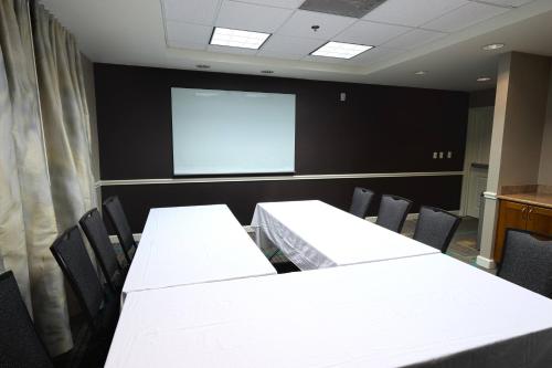 Imagen general del Hotel Residence Inn Marriott Airport. Foto 11