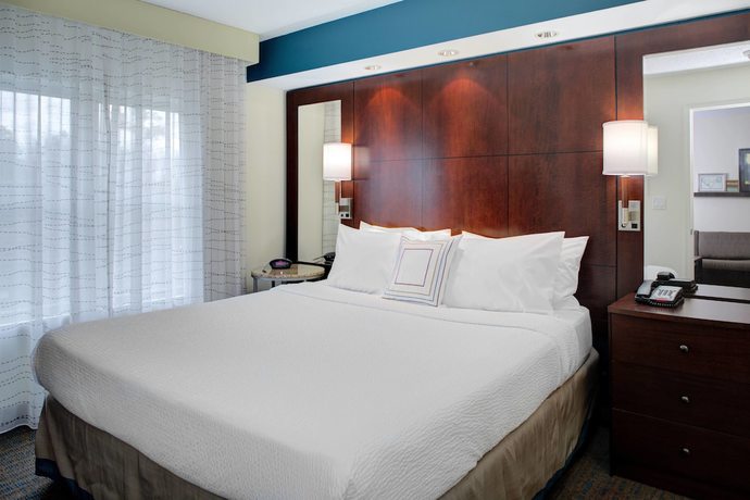 Imagen de la habitación del Hotel Residence Inn Marriott Chester. Foto 13