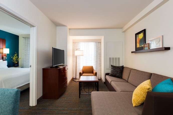 Imagen de los interiores del Hotel Residence Inn Marriott Chicago Midway. Foto 11