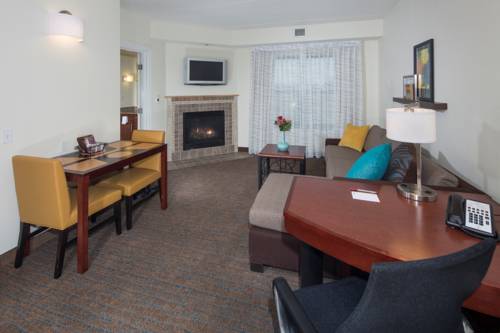 Imagen de la habitación del Hotel Residence Inn Marriott Dover. Foto 6