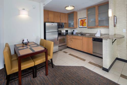 Imagen de la habitación del Hotel Residence Inn Marriott Dover. Foto 7