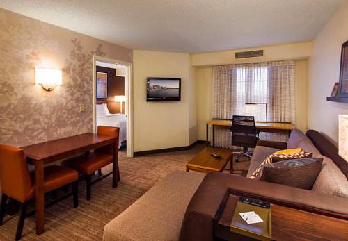 Imagen de la habitación del Hotel Residence Inn Marriott Easton. Foto 5