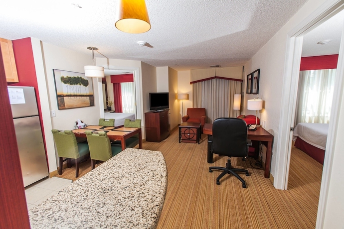 Imagen de la habitación del Hotel Residence Inn Marriott Florence. Foto 16
