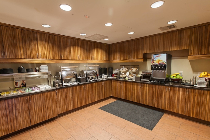 Imagen del bar/restaurante del Hotel Residence Inn Marriott Florence. Foto 13