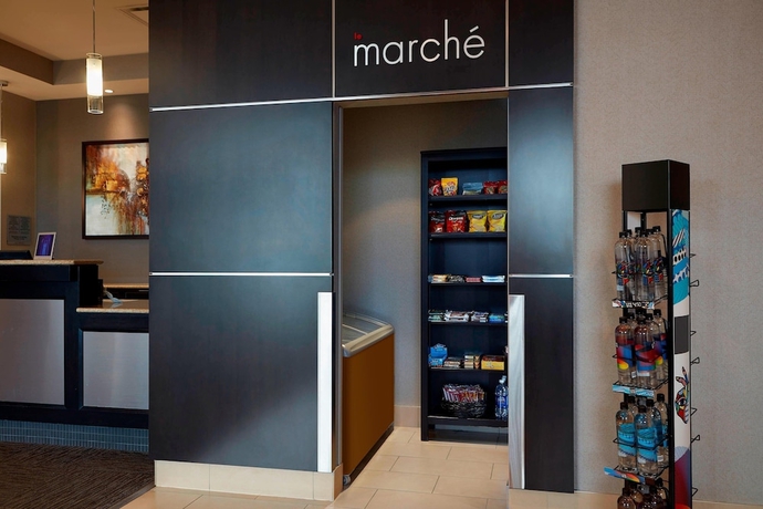 Imagen general del Hotel Residence Inn Marriott Montreal Airport. Foto 2