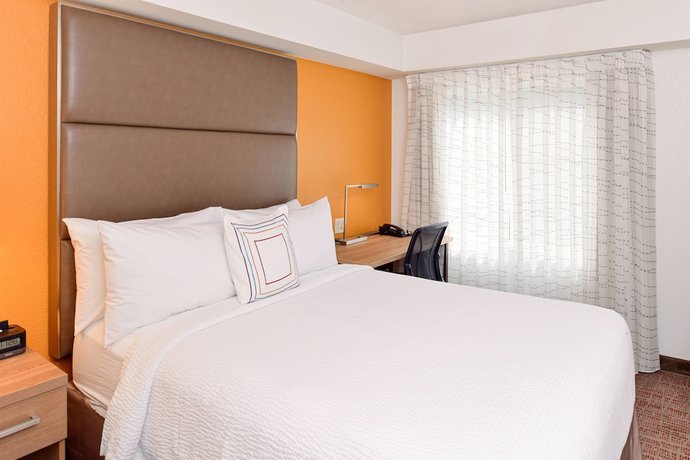 Imagen de la habitación del Hotel Residence Inn Marriott Palo Alto Los Altos. Foto 13
