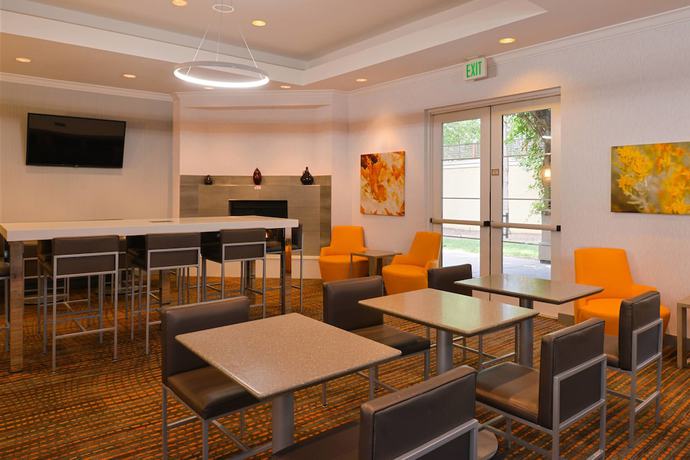 Imagen de los interiores del Hotel Residence Inn Marriott Palo Alto Los Altos. Foto 19