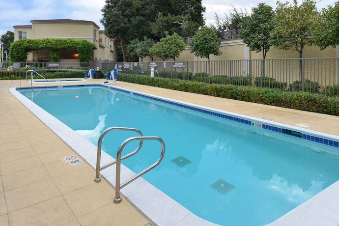 Imagen de la piscina del Hotel Residence Inn Marriott Palo Alto Los Altos. Foto 20