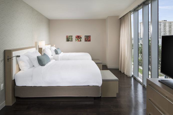 Imagen de la habitación del Hotel Residence Inn Miami Sunny Isles Beach. Foto 6