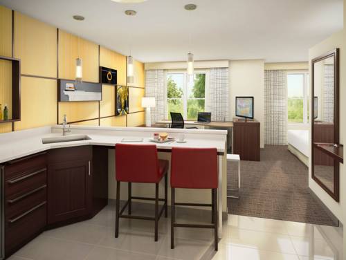 Imagen de la habitación del Hotel Residence Inn New York The Bronx at Metro Center Atrium. Foto 5