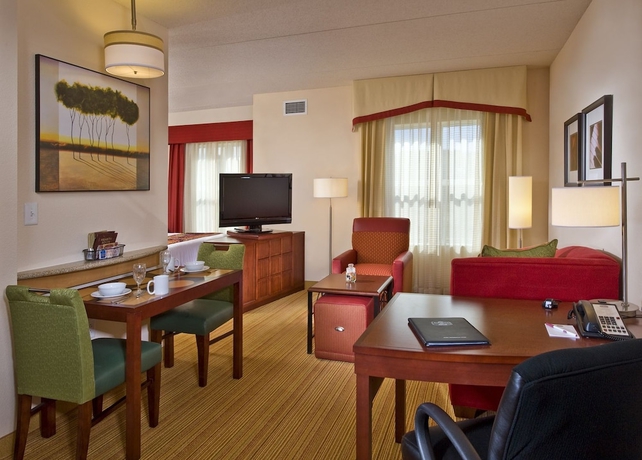 Imagen de la habitación del Hotel Residence Inn Newport News Airport. Foto 8