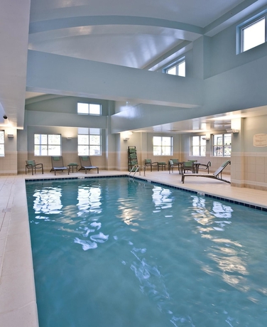 Imagen de la piscina del Hotel Residence Inn Newport News Airport. Foto 19