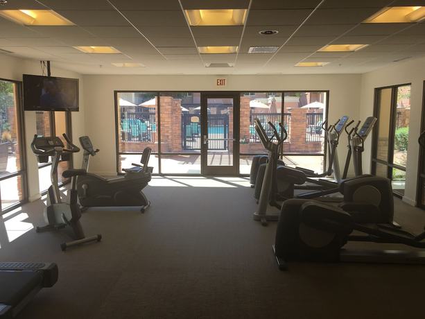 Imagen de los interiores del Hotel Residence Inn Phoenix Glendale Sports and Entertainment District. Foto 17