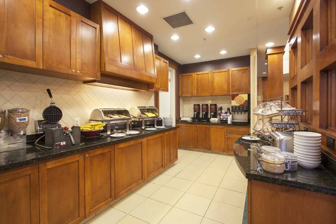 Imagen del bar/restaurante del Hotel Residence Inn Phoenix Goodyear. Foto 6