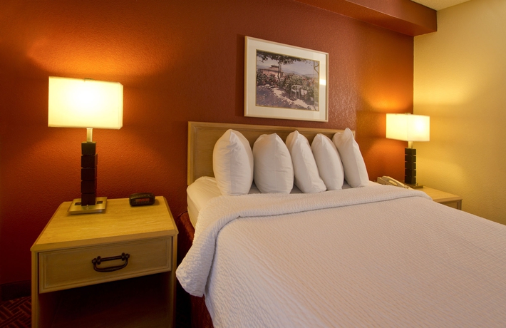 Imagen de la habitación del Hotel Residence Inn Phoenix Mesa. Foto 8