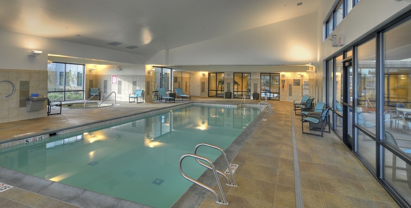 Imagen de la piscina del Hotel Residence Inn Portland Airport At Cascade Station. Foto 18