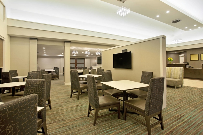Imagen del bar/restaurante del Hotel Residence Inn Portland Airport At Cascade Station. Foto 3