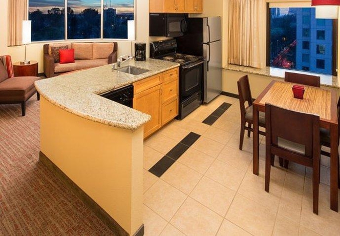 Imagen de la habitación del Hotel Residence Inn Sacramento Downtown At Capitol Park. Foto 9