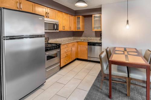 Imagen general del Hotel Residence Inn Sacramento Rancho Cordova. Foto 9