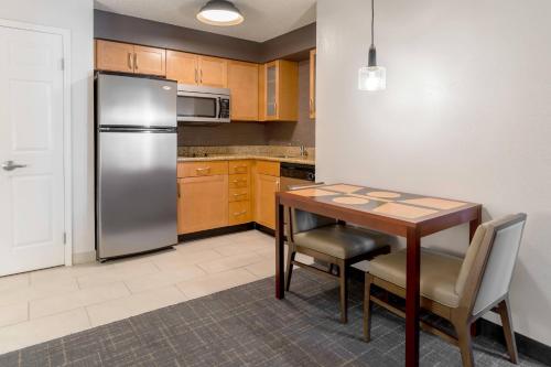 Imagen general del Hotel Residence Inn Sacramento Rancho Cordova. Foto 10