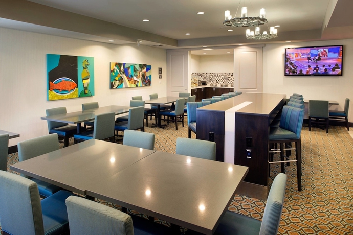 Imagen del bar/restaurante del Hotel Residence Inn San Diego Del Mar. Foto 3