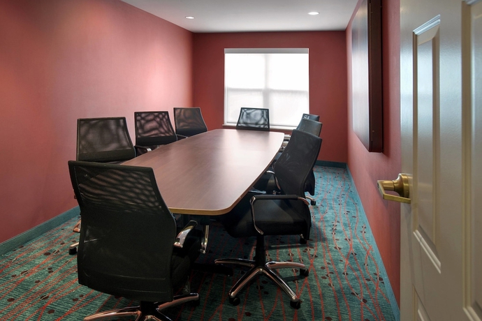 Imagen de los interiores del Hotel Residence Inn Saratoga Springs. Foto 16