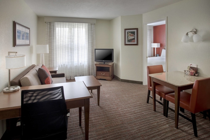 Imagen de la habitación del Hotel Residence Inn Saratoga Springs. Foto 8