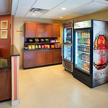 Imagen de los interiores del Hotel Residence Inn Saratoga Springs. Foto 19
