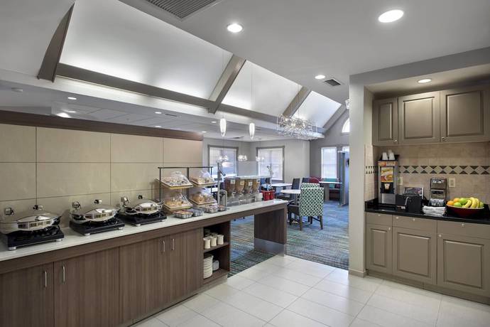 Imagen del bar/restaurante del Hotel Residence Inn Somerset. Foto 7