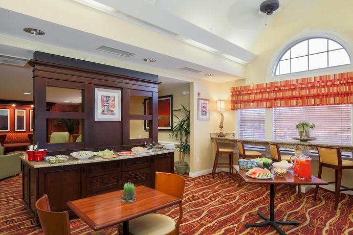 Imagen del bar/restaurante del Hotel Residence Inn Spokane East Valley. Foto 4