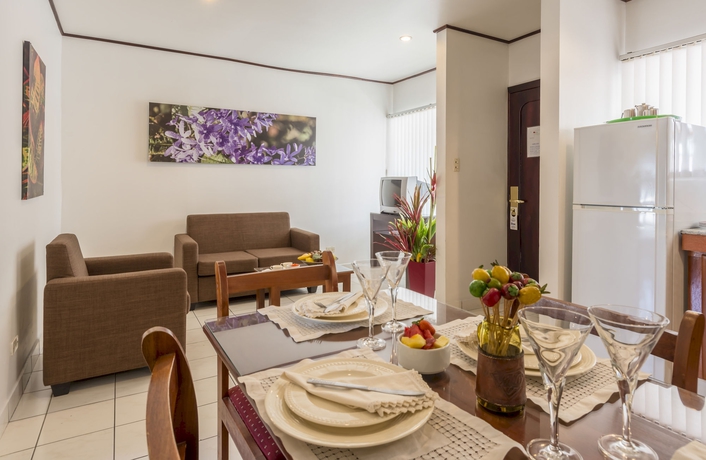 Imagen de la habitación del Hotel Residence Inn Suites Cristina. Foto 6