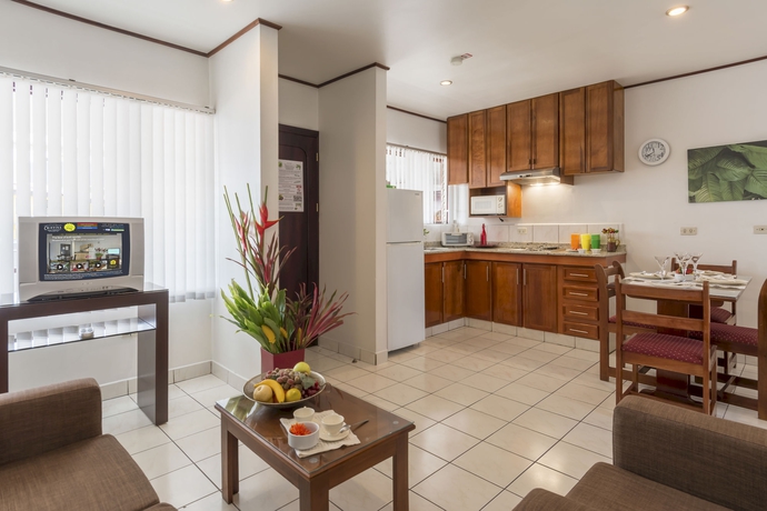 Imagen de la habitación del Hotel Residence Inn Suites Cristina. Foto 8