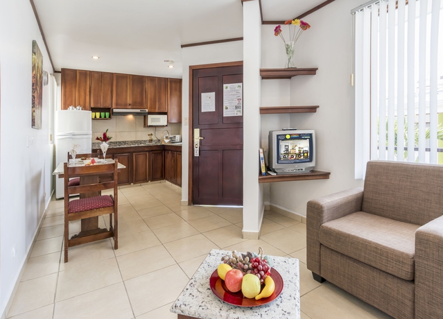 Imagen de los interiores del Hotel Residence Inn Suites Cristina. Foto 10