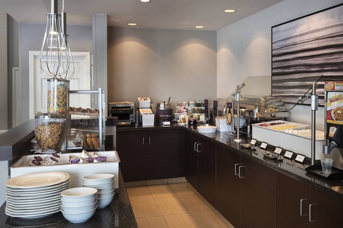 Imagen del bar/restaurante del Hotel Residence Inn Syracuse Carrier Circle. Foto 4