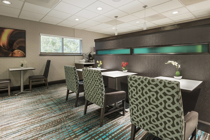 Imagen del bar/restaurante del Hotel Residence Inn Tallahassee North/I-10 Capital Circle. Foto 5