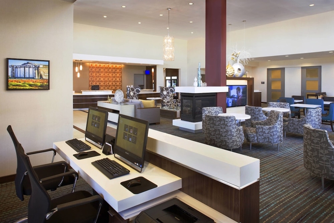 Imagen de los interiores del Hotel Residence Inn Tustin Orange County. Foto 14