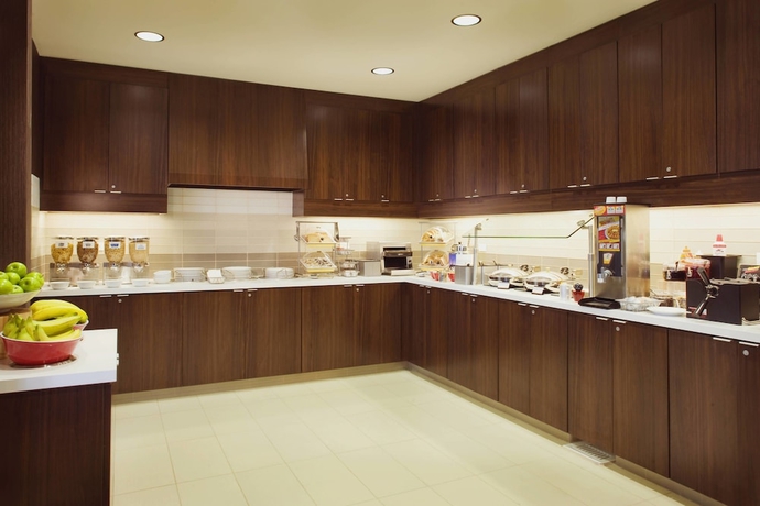 Imagen del bar/restaurante del Hotel Residence Inn Tustin Orange County. Foto 3